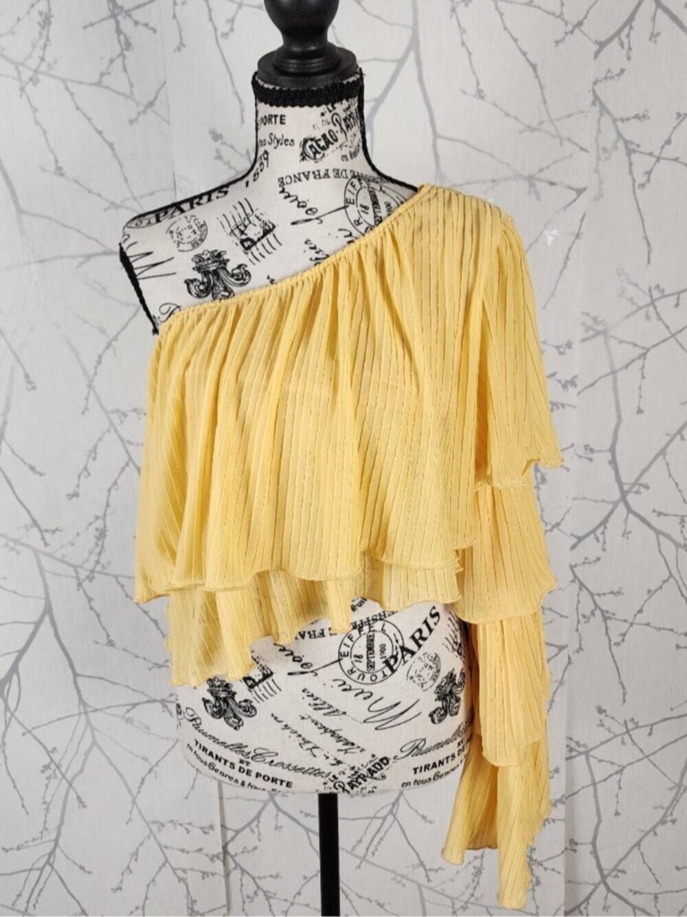 Zara Yellow Textured Ruffle One Shoulder Crop Top - Picture 2 of 6